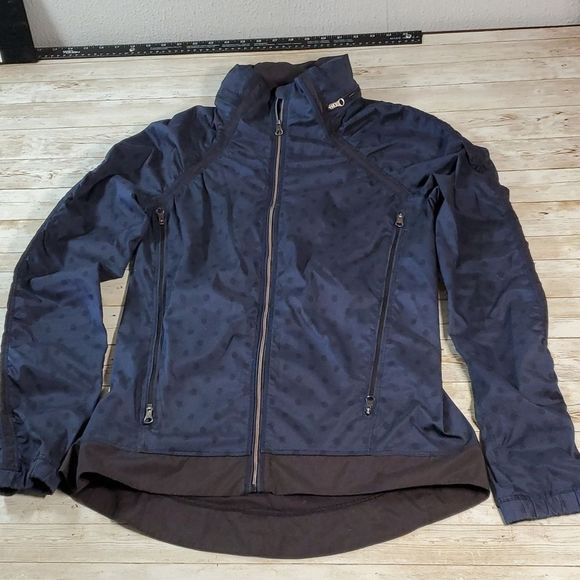 Lululemon Gather and Sprint Jacket Blue Black Polka Dot Size 6 - Picture 2 of 10